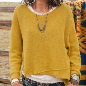 Sundance Yellow Linen-Cotton Asymmetric Sweater in size M